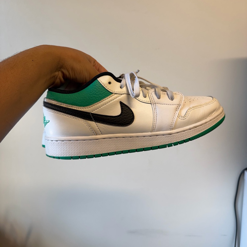 Nike Air Jordan 1 low “Lucky Green” - Picture 4 of 8
